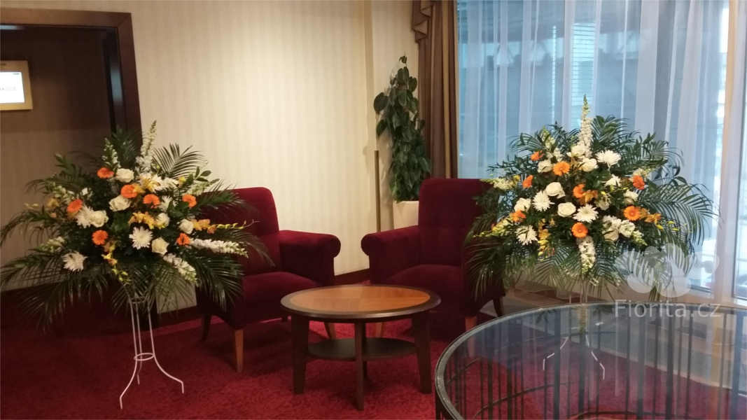 kvetinova-vyzdoba-flower-decoration-tsvetochnoe-oformlenie-hotel-hilton-prague-2-n